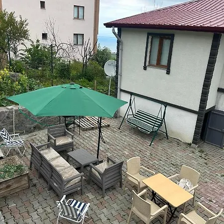 Naz Hotel